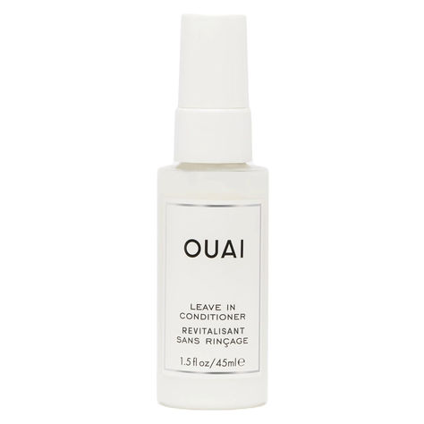 Hair Heat Protectant, Ouai Leave In Conditioner, Detangling Spray, Beauty Stocking Stuffers, Mom Haircuts, Ouai Haircare, Heat Protectant Spray, Anti Frizz Hair, Hydrating Lip Balm