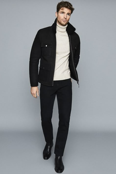 Male Attire Casual, Men’s Black Blazer, Full Black Outfit Men Casual, Men’s Black Jeans Outfit, Black Outfit Ideas Men, Men Black Jeans Outfit, Black Jeans Men Outfit, Black Jacket Outfit Mens, Mens Black Jeans Outfit