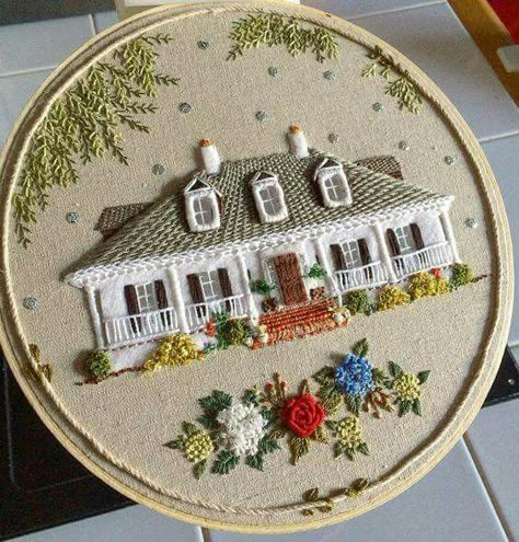 Wow, I love this! Stump Work, Sulaman Pita, Hand Stitches, Pola Sulam, Brazilian Embroidery, 자수 디자인, Silk Ribbon Embroidery, Hand Embroidery Art, Crewel Embroidery