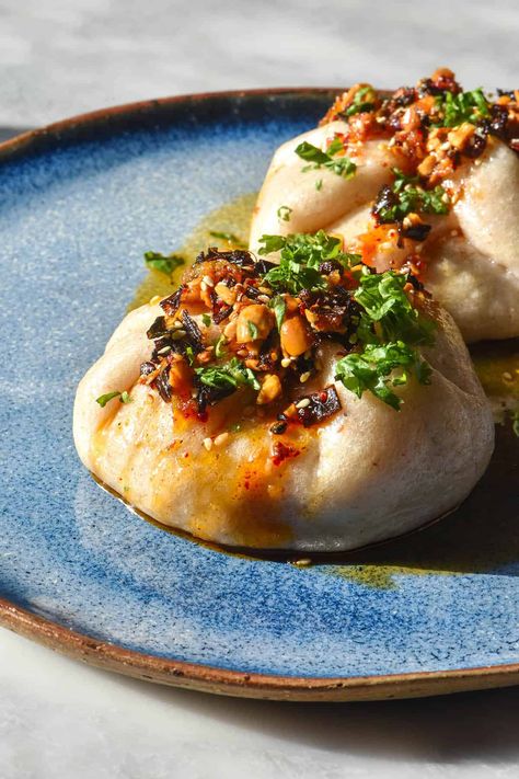 Gluten free steamed buns (no xanthan gum) - George Eats Vegan Buns Recipe, Gluten Free Dumpling Wrappers, Gluten Free Wonton Wrappers, Vegan Filling, Gluten Free Chinese Food, Chilli Crisp, Gluten Free Dumplings, Steam Buns Recipe, Low Fodmap Vegetables