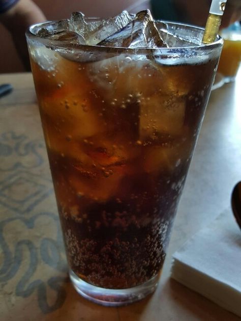 Coca-Cola alot of ice and super cold just the way I like it! Coke With Ice, Coke Aesthetic, Felix Core, Homemade Baking Powder, Pepsi Max, Cocoa Cola, Supernatural Dr, Always Coca Cola, Hubba Bubba