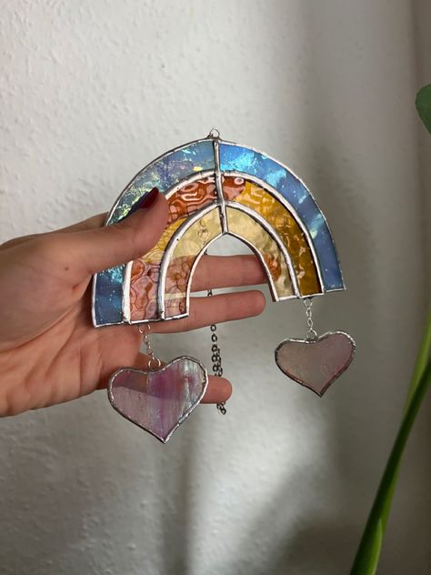 Mothers Day Stained Glass Patterns, Small Stained Glass Projects, Tiffany Vitray, Stained Glass Rainbow, Crystal Suncatchers Diy, Sun Catcher Window, Rainbow Suncatcher, Rainbow Mobile, Stained Glass Gifts