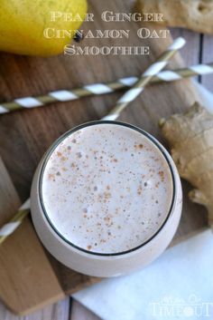 Pear Recipe, Ginger Pear, Cinnamon Smoothie, Pear Ginger, Pane Dolce, Oat Smoothie, Smoothies And Shakes, Ginger Smoothie, Pear Smoothie