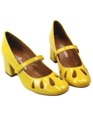 vintage yellow pumps | ShopLook 60s Shoes, 1960s Shoes, Mod Shoes, 70s Shoes, Yellow Pumps, Female Footwear, Shoes Oxford, Bowling Shoes, Mod Vintage