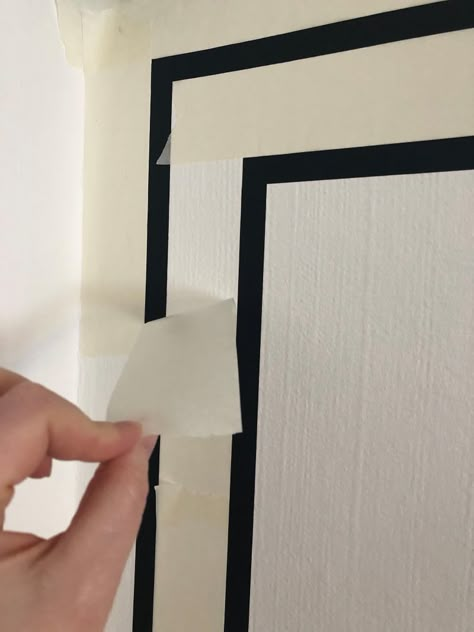 Painted Wall Frame Ideas, Washi Tape Wainscoting, Paint A Frame On The Wall, Washi Tape On Walls, Washi Tape Wall Design, Washi Tape Kitchen Cabinets, Decorative Tape Ideas, Wall Boarder Ideas Diy, Paint Wall Design