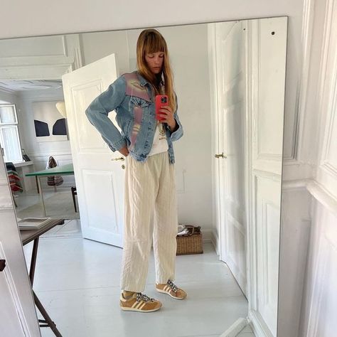 Caroline Bille Brahe, April 27, Instagram Photos, Pants, On Instagram, Clothes, Instagram, Trousers