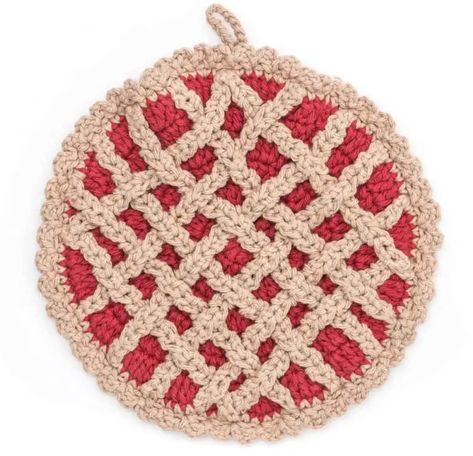 Free Crochet Pattern: Cherry Pie Hot Pad Crochet Pie, Hot Pad Crochet, Crochet Cherry, Crochet Potholder Patterns, Crochet Hot Pads, Potholder Patterns, Crochet Potholders, Crochet And Knitting, Crochet Kitchen