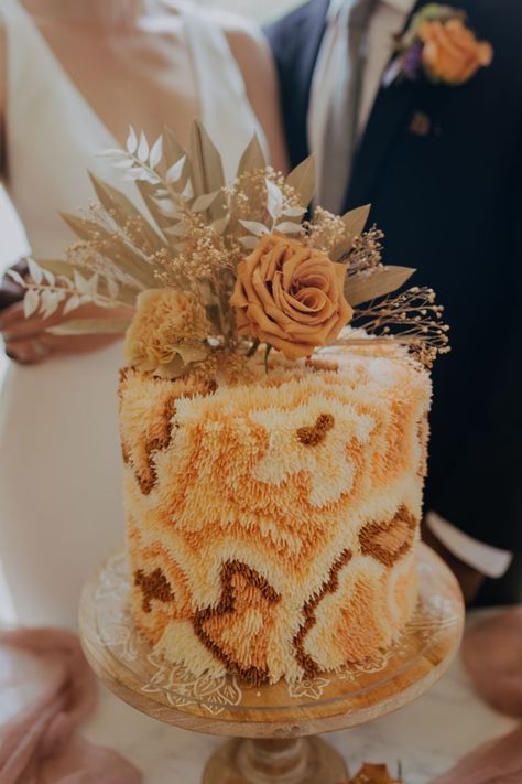 70s Wedding Cake, Shag Cake, Bud Vase Centerpiece, Boho Wedding Cake, Menu Printing, Modern Wedding Inspiration, Camp Wedding, Blush Bridal, Wedding Scene