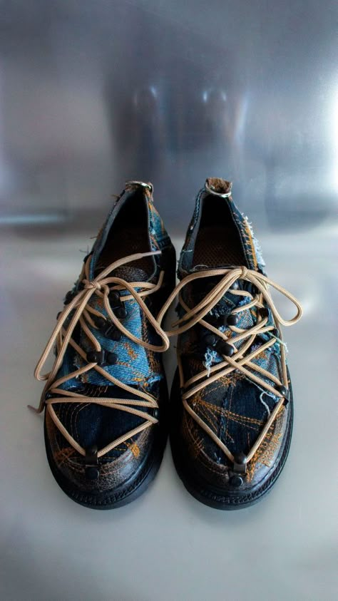 Upcycled shoes made of denim and leather. From Santiago, Chile. Upcycling Shoes, A Level Textiles, Santiago Chile, Platform Shoes, Leather Shoes, Fashion Show, Lab, Textiles, Prom