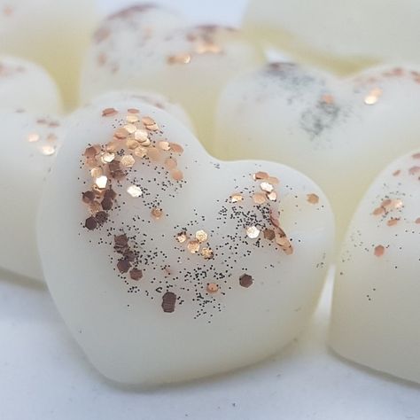 5 heart shaped soy wax melts made from vegan, cruelty free Pumpkin Spice fragrance and Bio-Glitter Heart Wax Melts, Ear Wax Candle, Wax Melts Recipes, Wax Melts Packaging, Diy Wax Melts, Wax Candles Diy, Candle Making Wax, Wax Tablet, Candle Quotes