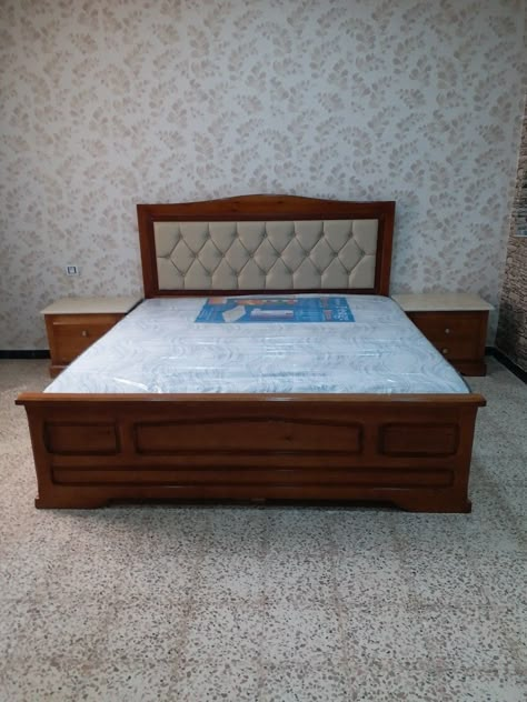 Bad Room Design Bedroom Wood, Simple Bad Design Furniture, Double Bad For Room, Simple Bed Design With Storage, Wooden Box Bed Design Indian, Teakwood Bed Designs, Double Bed Design Wooden Modern, Wooden Bed Aesthetic, Wooden Bed Design Modern Simple