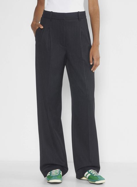 Aritzia Effortless Pants, Effortless Pants, Effortless Pant, Sweat Vest, Aritzia Pants, Twill Pants, Black Trousers, Tailored Pants, Romper With Skirt