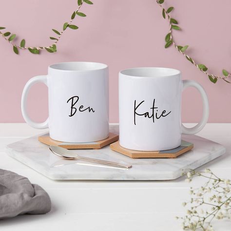 Cute Couple Mugs, Couple Christmas Presents, Cup Drawing, Engagement Gift Ideas, Big Spoon, Housewarming Gift Ideas, Candles Wedding, First Home Gifts, Valentines Day Crafts