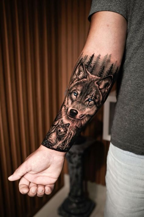 Wolf Tattoos Men Forearm, Men Wolf Tattoo, Tato Wolf, Wolf Forearm Tattoo, Kurt Tattoo, Wolf Tattoos Men, Tattoo Wolf, Wolf Tattoo Sleeve, Men Tattoos Arm Sleeve