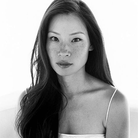 ‘I think you just have to appreciate who you are and hopefully they can see what a superhero is about.’ - Lucy Liu #lucyliu… Lucy Liu, Kill Bill, Jolie Photo, Girl Crushes, Woman Crush, Celebrity Photos, Celebrities Female, Pretty Woman, Asian Beauty