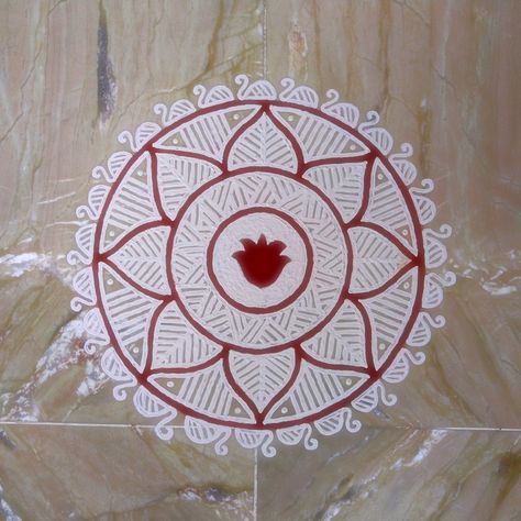 Alpona Design, Big Rangoli, Padi Kolam, Big Rangoli Designs, Folk Design, Free Hand Rangoli Design, Free Hand Rangoli, Beautiful Rangoli, Beautiful Rangoli Designs