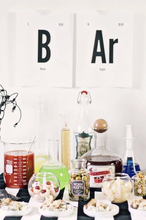 You'll love these Halloween bar ideas, with a science lab theme. Click through to see all the details from CelebrationsAtHomeBlog.com Haunted Homecoming, Science Lab Party, Cocktails Using Vodka, Lab Party, Science Lab Decorations, Mad Scientist Halloween, Halloween Party Bar, Mad Scientist Lab, Halloween Tricks