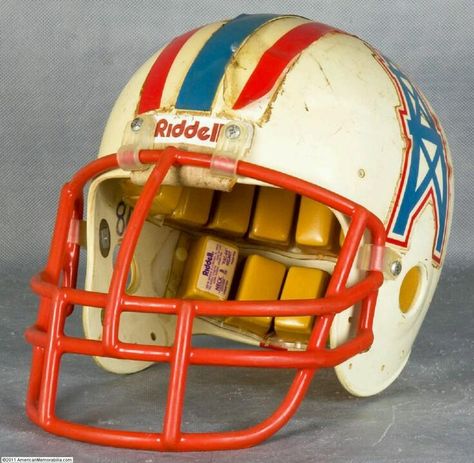 Nfl Helmets, Football Helmet Design, Nfl Fantasy Football, Nfl Football Helmets, Nfl Fantasy, Nfl Football Pictures, Oilers Hockey, American Football League, Texas Sports