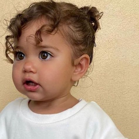 Curly Hair Babies, Baby Curly Hair, Curly Baby Girl, Curly Hair Kids, Curly Hair Baby Girl, Toddler Curly Hair, Blonde Mixed Baby, Italian And Black Mixed Babies, Brunette Baby Girl Toddler