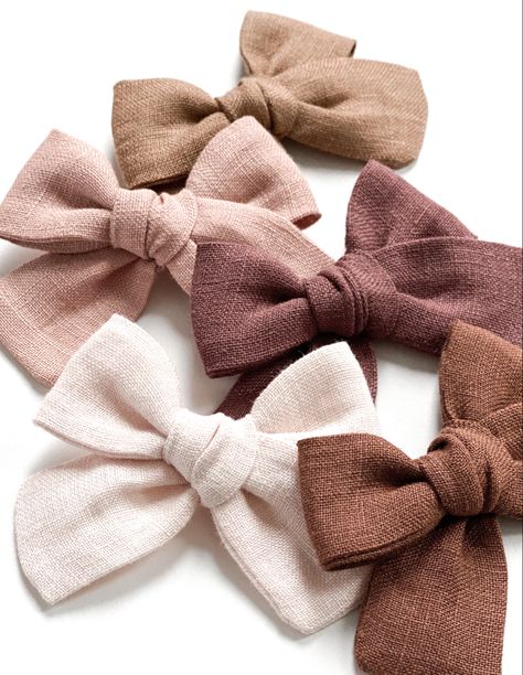 How To Make Linen Hair Bows, Linen Bows Diy, How To Make Hair Bows, Linen Hair Bows, Linen Accessories, Girls Accesories, School Bows, Crown Handmade