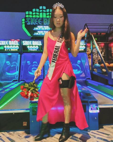 Miss congeniality costume. Gracie hart Federal Agent Outfit, Gracie Lou Freebush Costume, Miss Congeniality Outfits, Mrs Congeniality Costume, Miss Congeniality Costume Halloween, Nerdy Halloween Costumes Women, Halloween Queen Costume, Miss Congeniality Halloween Costume, Romcom Costumes