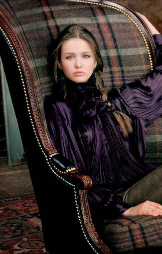 FOR THE LOVE OF TARTAN Ralph Lauren Interiors, English Country Manor, Ralph Lauren Looks, Plaid Decor, Equestrian Decor, Ralph Lauren Style, The Fox And The Hound, English Style, Ralph Lauren Home