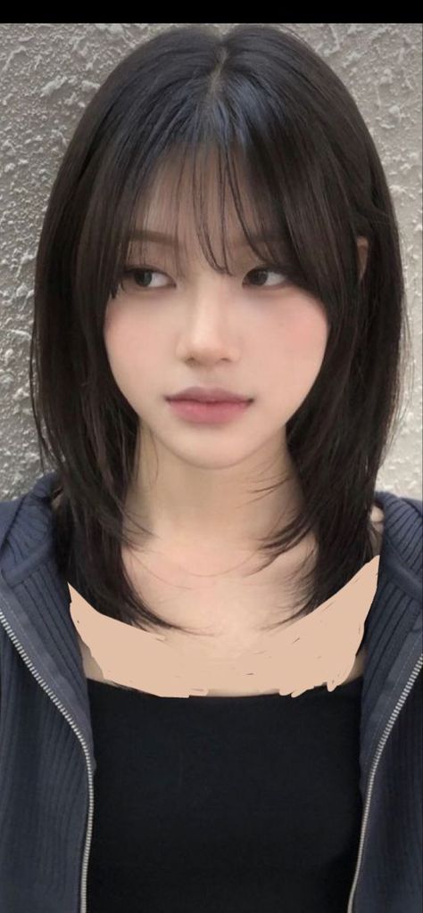 Korean Hairstyle For Square Face, Medium Length Hair With Layers Korean, Facial Framing Layers, Wolfhair Cut, Mid Length Hair Ideas, Korean Haircut Medium, Bang Inspo, Pretty Hair Cuts, Oval Face Haircuts