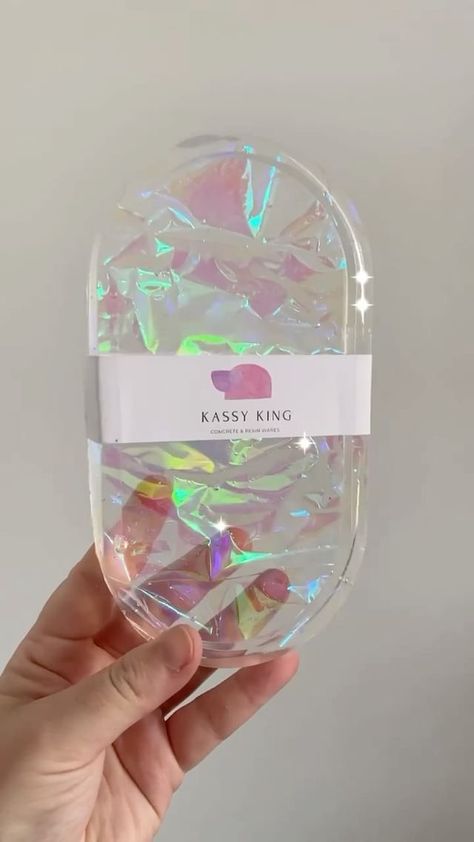 Kassy King | Colourful Handmade Homewares na Instagramie: „It’s been a whole year making iridescent resin skin care trays! I can’t believe it! Still to this day my best selling item and pretty much…” Iridescent Resin, Evian Bottle, Sparkly Things, Pretty Much, Plastic Water Bottle, Natural Light, Are You The One, I Am Awesome, Water Bottle