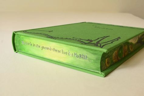 ⏩ Swipe to see all the painted edges 🖌️ 🍃 The Hobbit Fore-edge book painting Decorate Book, Book Edges, Book Painting, Hobbit Hole, Multimedia Artist, Book Nerd Problems, Follow My Page, Painted Books, Book Display