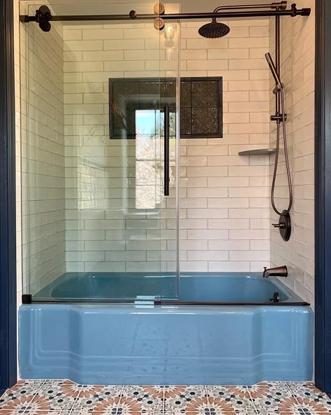 DreamLine’s Enigma-XO Tub Door is featured in the 2019 Bucks County Designer House & Gardens renovated farmhouse. The beautiful bohemian styled bathroom designed by the Tile Gallerie compliments the original blue tub and the oil rubbed bronze finish on the Enigma-XO. The barn styled shower door fits perfectly with the farmhouse aesthetic. #bathroomrenovation #farmstyledoor #dreamlineshowers
https://www.instagram.com/p/BwkPp6bJYLp/ Vintage Blue Tub Bathroom Ideas, Bathroom With Blue Bathtub, Alcove Bathtub Shower Combo Ideas, Bathroom With Blue Tub, Blue Tub Bathroom, Blue Bathtub Bathroom Ideas, Blue Tub Bathroom Ideas, Blue Bath Tub, Retro Blue Bathroom