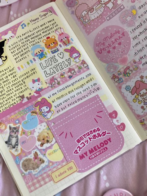 Scrapbook Ideas Kawaii, Kawaii Journal Ideas, Kawaii Sketchbook, Kawaii Bujo, Kawaii Journaling, Kawaii Journal, Bulletin Journal Ideas, Pretty Journals, Diy Journal Books