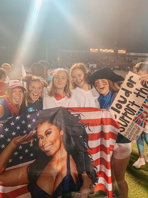 High School Spirit Days, Usa Student Section Theme, Gameday Themes High School, Usa Football Theme Outfit Highschool, Themed Football Games, Game Day High School, Football Themes Student Section, Student Section Posters, Game Day High School Football