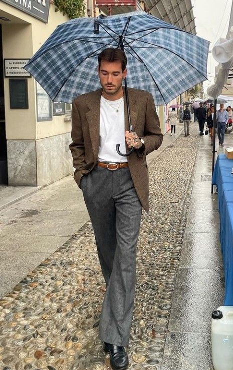 Causal Blazer Outfits Men, Tibor Rosetti, Minimalist Winter Outfit, 90s Fashion Men, Men Stylish Dress, Mens Outfit Inspiration, Cool Outfits For Men, Stylish Mens Outfits, Men Fashion Casual Outfits