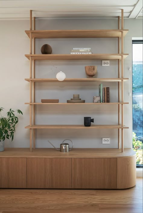 Tall Wall Shelves, Office Shelves Ideas, Modern Living Room Built Ins, Home Office Wall Shelves, Living Room Joinery, Modern Shelf Design, Modern Bookshelves, Home Organization Wall, Tall Furniture