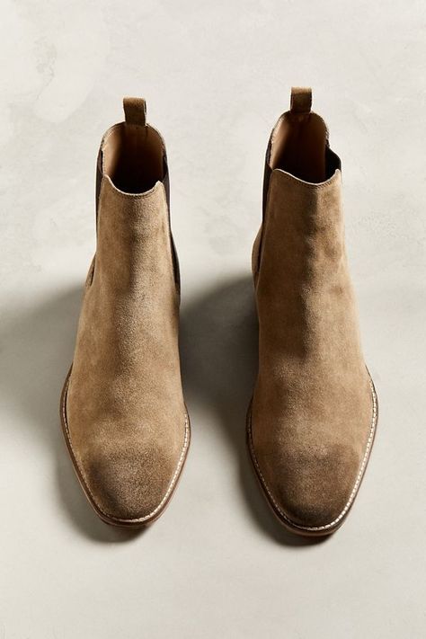 Mens Chelsea Boots, Shoes Sneakers For Men, Chelsea Boots Men Outfit, Mens Suede Boots, Boots Men Outfit, Botas Chelsea, Fashionable Snow Boots, Suede Chelsea Boots, Mens Boots Fashion