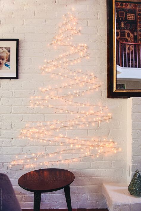 Ward Christmas Party, White Brick Wall, Christmas Light Installation, Wall Christmas Tree, A White Christmas, Xmas Lights, Led Christmas Lights, White Brick, Christmas Tree Design