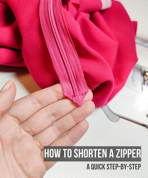 Sew Zipper, Fidget Quilt, Shorts Tutorial, Hello Darling, Sewing Crafts Tutorials, Balloon Sleeve Blouse, Altering Clothes, Womens Sewing Patterns, Sewing Design