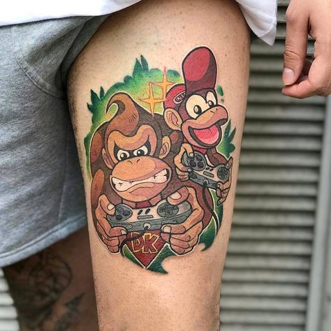 Gaming Tattoo Sleeve, Gaming Tattoo Ideas, Bioshock Tattoo, Geek Tattoos, Nintendo Tattoo, Tattoo Cartoon, Video Game Tattoos, Reading Video, Tattoo Disney