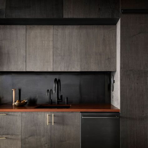 Dezeen on Instagram: “Architecture firm @go_c_studio inserted a dark stained plywood box into this apartment in Seattle to contain the kitchen, bedroom and…” Stained Plywood, Seattle Apartment, Sliding Wood Doors, Loft Plan, Plywood Kitchen, Bedroom Nook, Jungle Decor, Boho 70s, Plywood Boxes