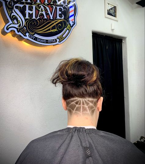 IG: @fitted.fades #spiderweb #undercut #halloween #barber #hair #taper #spooky #design #razor #rancho #inspiration #fyp #explore Spiderweb Haircut, Taper Fade Spider Web, Spider Web Shaved Side, Spider Web Hair Design, Spider Web Undercut, Buzzcut Dyed Hair Spiderweb, Spiderweb Fade Haircut, Low Taper Fade, Fade Designs