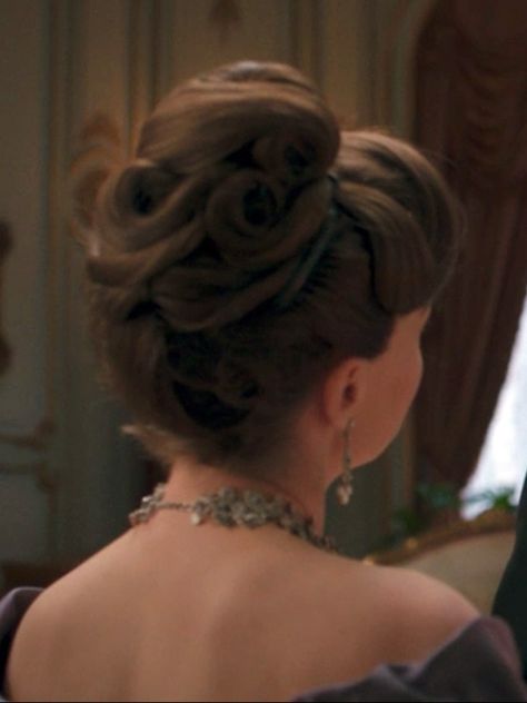 The Gilded Age (2022) – Recap Episode 3 – Gilded Age Hairstyles, Gilded Age Hair, Gilded Age Aesthetic, Gilded Age Costumes, Guilded Age Met Gala, Gilded Age Series, The Gilded Age Season 2, Gilded Age Fashion, Steampunk Hairstyles