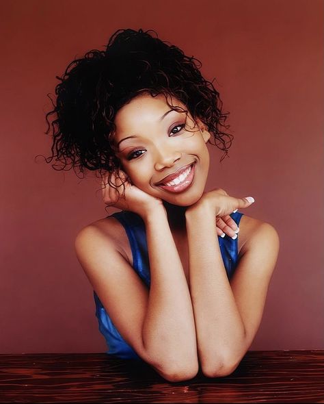 Brandy Norwood Moesha, Lynn Whitfield 90s, Brandy 90s, Bonita Applebum, Lynn Whitfield, 90s Makeup Look, Brandy Norwood, Black 90s, Black Actors