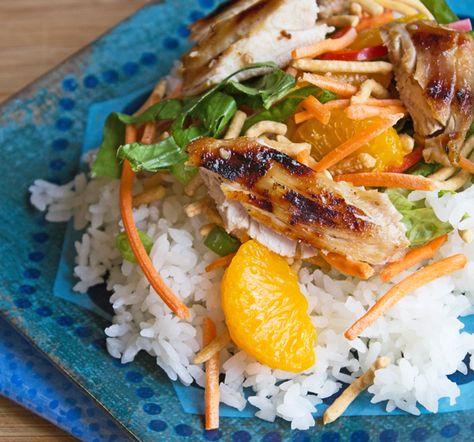 Grilled Teriyaki Chicken Salad with Sweet Teriyaki Vinaigrette Chicken Thigh Teriyaki, Meat Casseroles, Teriyaki Chicken Salad, Light Dinners, Baked Teriyaki Chicken, Easy Teriyaki Chicken, Teriyaki Sauce Recipe, Weekly Menu Plan, Chicken Salads