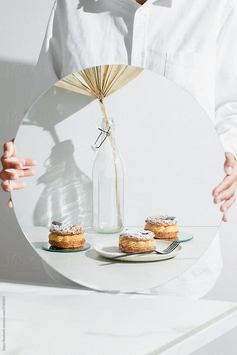 Mirror Food Photography, Pastry Photography Styling, White Food Photography Styling, Slice Of Cake Photography, Pastry Lifestyle Photography, High Key Photo, Holding A Mirror, White Desserts, Mirror Photography