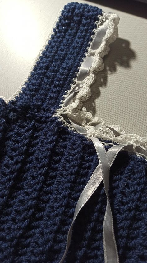 Bridgerton Inspired Crochet, Blue Crochet Outfit, Blue Crotchet Ideas, Dark Blue Crochet Top, Croket Ideas, Blue Crochet Aesthetic, Dark Blue Crochet Ideas, Crochet Ideas With Blue Yarn, Mama Mia Crochet