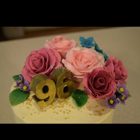 96Th Birthday Cake On June 22nd my grandmother turned 96. We were told this time last year that she only had 3 to 6 months to live so I... Old Birthday Cake, Gum Paste Flowers, My Grandmother, Gum Paste, 6 Months, Gum, Birthday Cake, Cake, Birthday