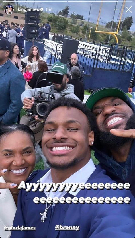 ClutchPoints - 3 generations of the James Family 👑👑👑 (via... | Facebook Savannah James, Bronny James, Nike Lebron, Basketball Pictures, Lebron James, Basketball Shoes, Savannah Chat, Instagram Story, Photographer