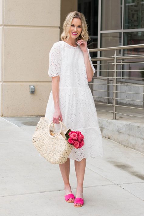 How to Style Statement Shoes - Straight A Style White Eyelet Dress Outfit, White Midi Dress Outfit, Eyelet Dress Outfit, Plain White Dress, Black Dress Outfit Casual, Eyelet Midi Dress, Midi Dress Outfit, White Dress Outfit, Straight A