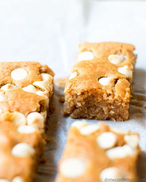 57 Likes, 0 Comments - Pulse Canada (@pulsescanada) on Instagram: “Between all the holiday celebrations, we're starting to feel the sugar! Balance it out with a…” White Bean Cake, White Bean Blondies, Oatmeal Blondies, Quesadilla Vegetarian, Bean Blondies, Greek Quesadillas, Recipe Brownies, Cranberry Oatmeal, Blondie Recipe