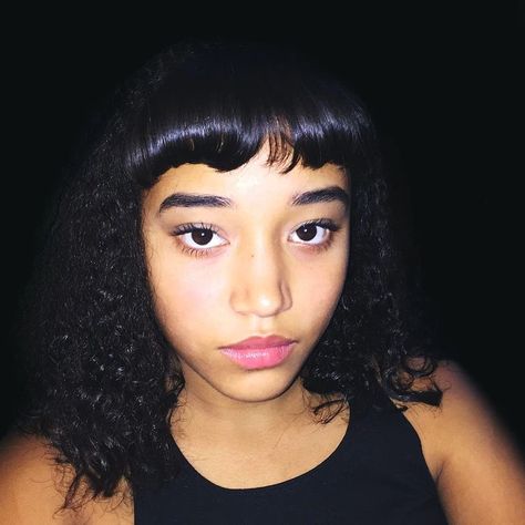 Straight Bangs Curly Hair, Amandala Stenberg, Ways To Style Bangs, Style Bangs, Amandla Stenberg, Beauty Rules, References For Art, 1 Samuel, Type 4 Hair